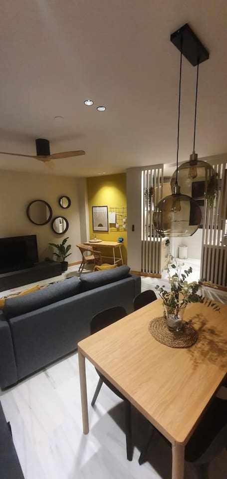 Apartamenticos Studio 98 Сарагоса Екстериор снимка
